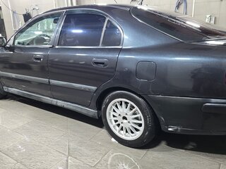 2003 Mitsubishi Carisma I Рестайлинг, чёрный, 230000 рублей, вид 4