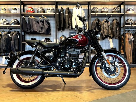 2026 Royal Enfield Classic 350, чёрный, 546000 рублей, вид 3
