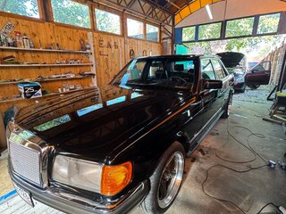 1987 Mercedes-Benz S-Класс 500 II (W126) Рестайлинг, чёрный, 850000 рублей, вид 2