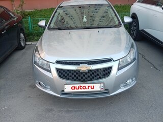 2011 Chevrolet Cruze I, серебристый, 670000 рублей, вид 1