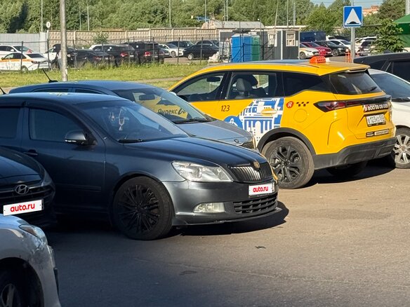 2011 Skoda Octavia II (A5) Рестайлинг, серый, 650000 рублей - вид 5