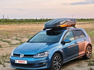 2013 Volkswagen Golf VII, голубой, 1370000 рублей, вид 1