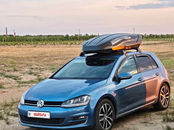 2013 Volkswagen Golf VII, голубой
