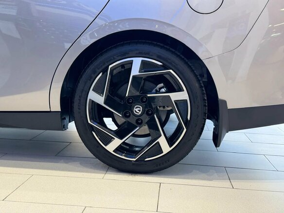 2023 Changan Lamore, серый, 2849900 рублей - вид 6