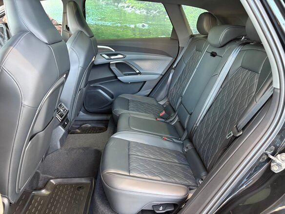 2026 Audi Q5 L III (GU), чёрный, 6395000 рублей - вид 21