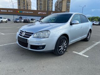 2010 Volkswagen Jetta V, серебристый, 630000 рублей, вид 1