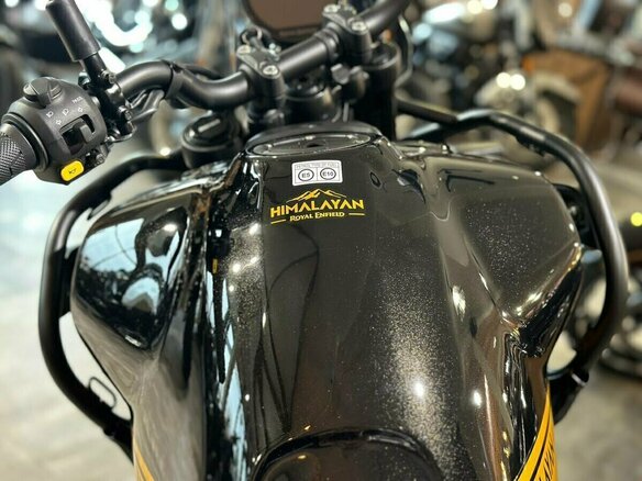 2025 Royal Enfield Himalayan, чёрный, 594000 рублей - вид 17