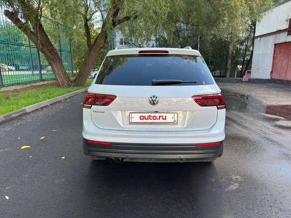 2018 Volkswagen Tiguan II, белый, 2070000 рублей - вид 3
