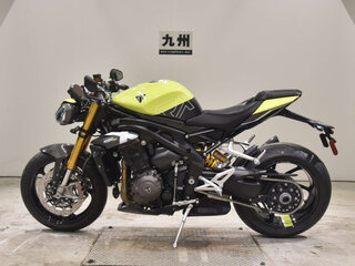 2026 Triumph Speed Triple, золотистый, 2000000 рублей, вид 2
