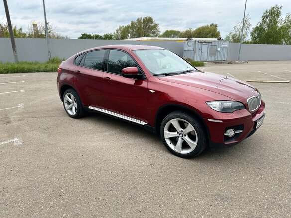 2008 BMW X6 50i 6-speed I (E71), красный, 1355000 рублей - вид 4