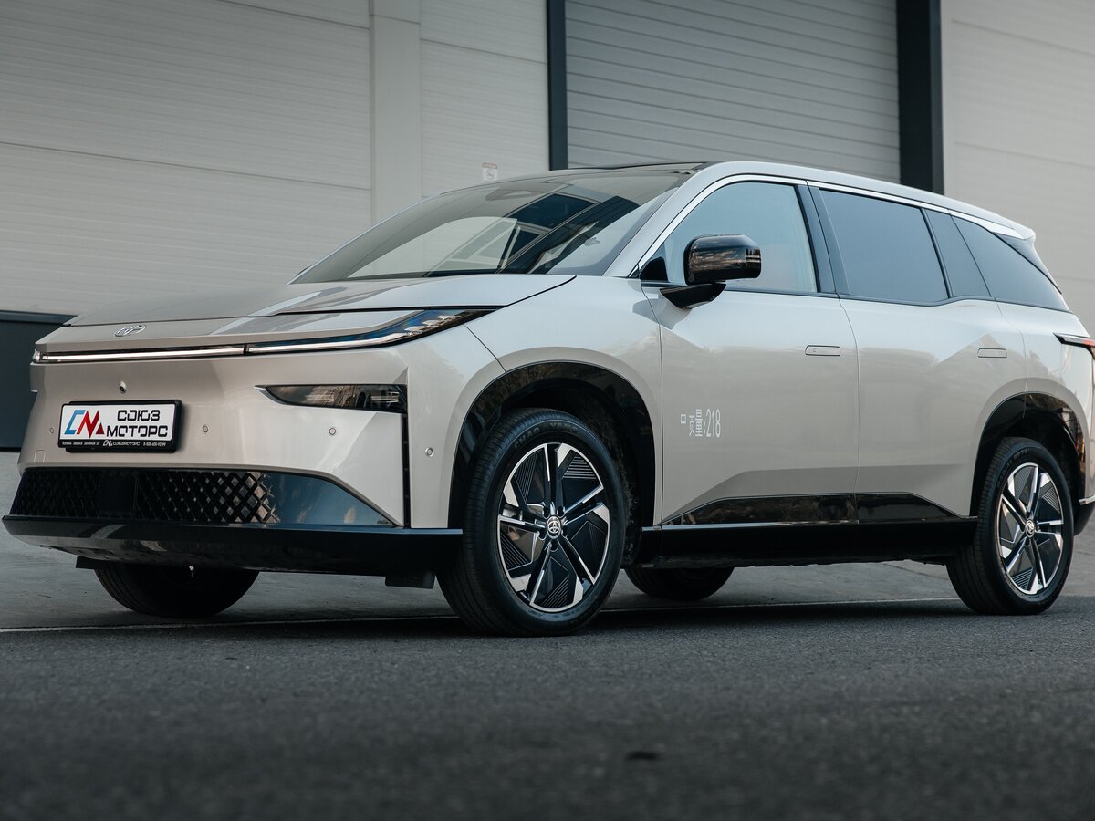 Открыть фотографии: Toyota bZ3X