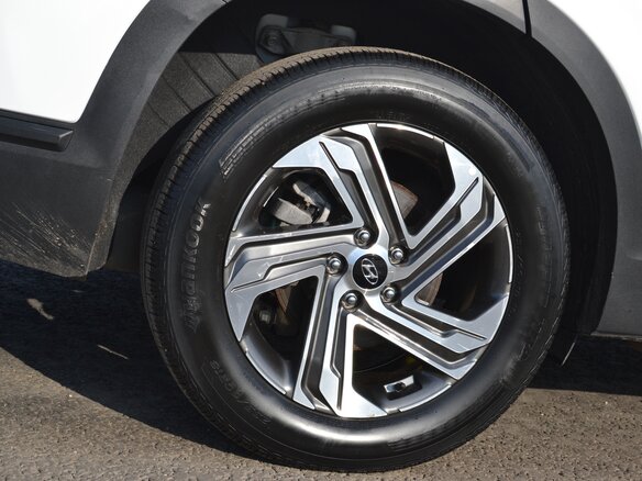2021 Hyundai Santa Fe IV Рестайлинг, белый, 2895000 рублей - вид 16