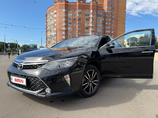 2017 Toyota Camry VII (XV50) Рестайлинг 2, чёрный, 2400000 рублей, вид 4