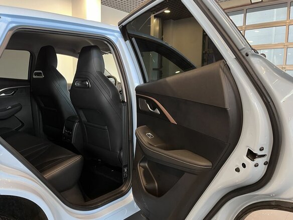 2023 Omoda C5 I, синий, 1675000 рублей - вид 14
