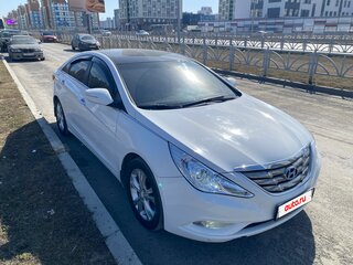 2011 Hyundai Sonata VI (YF), белый, 1090000 рублей, вид 1