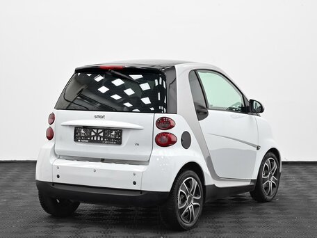 2009 Smart Fortwo II, белый, 549000 рублей, вид 4