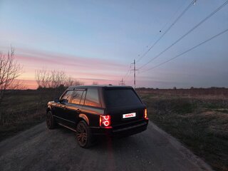 2010 Land Rover Range Rover III Рестайлинг 2, чёрный, 1790000 рублей, вид 1
