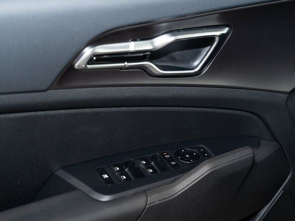 2026 Kia Sportage V Рестайлинг, белый, 5370000 рублей - вид 16