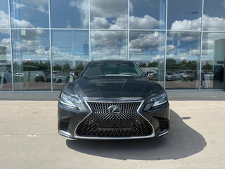 Lexus LS 500 V