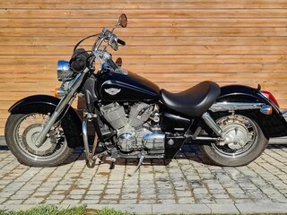 2005 Honda Shadow 750, чёрный, 450000 рублей, вид 4