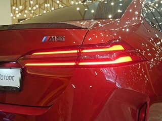 2024 BMW M5 VII (G90), красный, 16640000 рублей, вид 5