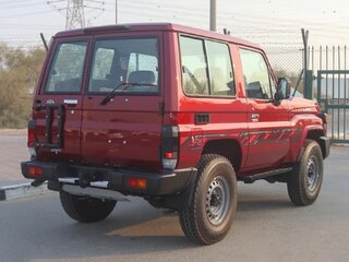 2026 Toyota Land Cruiser 71 70 Series Рестайлинг 2, красный, 10458000 рублей, вид 5