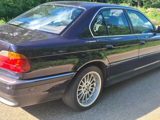 1998 BMW 7 серии 735i III (E38) Рестайлинг, синий, 1300000 рублей, вид 3