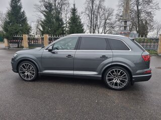 2018 Audi Q7 II (4M), серый, 2850000 рублей, вид 2