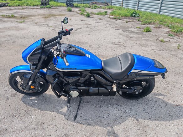 2021 Suzuki Boulevard M109R, синий, 1950000 рублей - вид 2