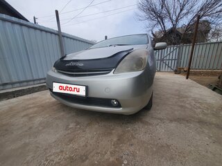 2005 Toyota Prius II (XW20), серебристый, 670000 рублей, вид 2