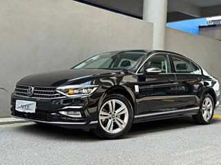 2023 Volkswagen Magotan B8 Рестайлинг, чёрный, 1810000 рублей, вид 1