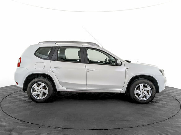 2016 Nissan Terrano III (D10), белый - вид 2