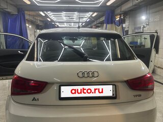 2011 Audi A1 I (8X), белый, 655000 рублей, вид 4