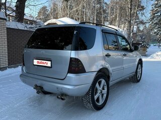 2000 Mercedes-Benz M-Класс 320 I (W163), серебристый, 840000 рублей, вид 4
