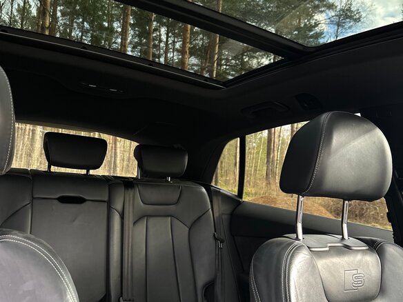 2019 Audi Q8 50 TDI I (4M), серый, 5800000 рублей - вид 11