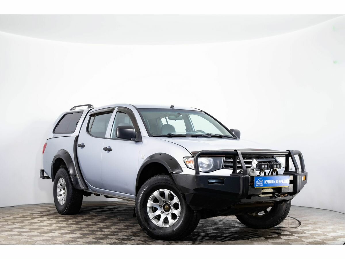 Открыть фотографии: Mitsubishi L200 IV