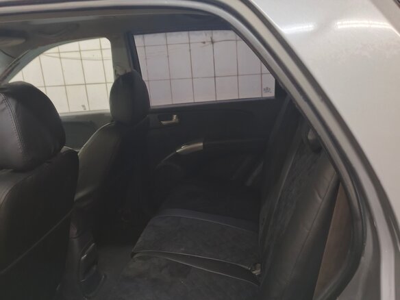 2006 Kia Sportage II, серебристый, 730000 рублей - вид 14