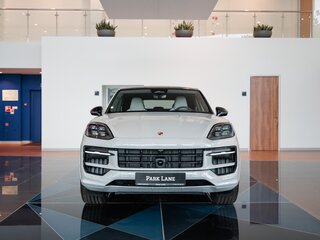2026 Porsche Cayenne Coupé III Рестайлинг, серый, 19490000 рублей, вид 3
