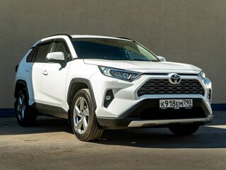 2020 Toyota RAV4 V (XA50), белый, 2930000 рублей, вид 3