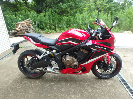 2022 Honda CBR 650R, красный, 1100000 рублей, вид 3