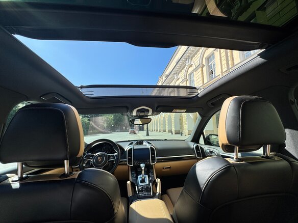 2017 Porsche Cayenne Diesel II Рестайлинг (958), чёрный, 4599999 рублей - вид 11