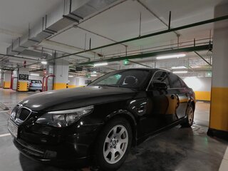 2008 BMW 5 серии 525i V (E60/E61) Рестайлинг, чёрный, 1060000 рублей, вид 2