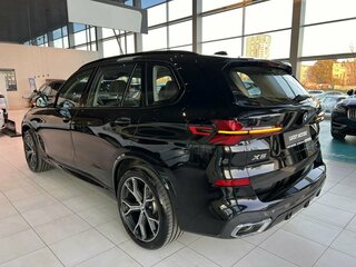 2025 BMW X5 Long 30Li IV (G05/G18) Рестайлинг, чёрный, 8995000 рублей, вид 4
