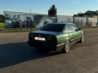 1993 BMW 5 серии 520i III (E34), зелёный, 500000 рублей, вид 3
