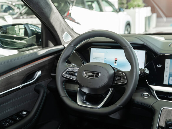 2026 Geely Monjaro I, зелёный - вид 11