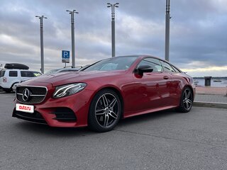 2017 Mercedes-Benz E-Класс 200 V (W213, S213, C238), красный, 3900000 рублей, вид 5