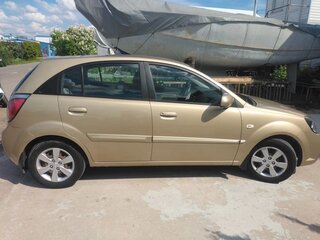 2011 Kia Rio II Рестайлинг, бежевый, 669000 рублей, вид 5