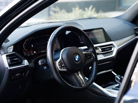 2019 BMW 3 серии 320d xDrive VII (G2x), чёрный, 3790000 рублей, вид 3