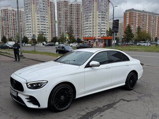 2022 Mercedes-Benz E-Класс 200 V (W213, S213, C238) Рестайлинг, белый, 5990000 рублей, вид 1