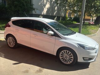 2017 Ford Focus III Рестайлинг, белый, 1050000 рублей, вид 5